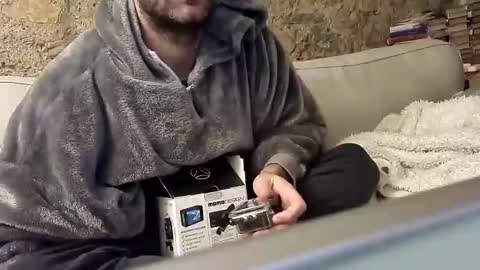 Fid online show from December 8, 9:52 pm