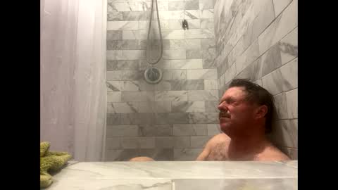 findmeyou68476332 online show from February 19, 9:28 am