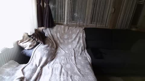 Jane and Findo online show from December 3, 6:24 am