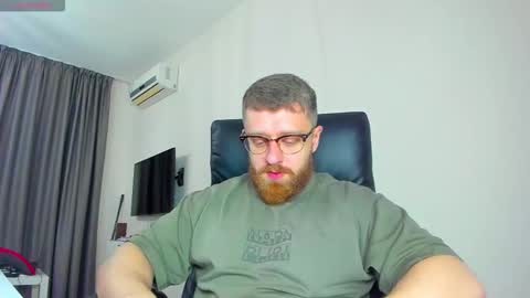 FindomGuyXXX online show from March 25, 6:23 pm