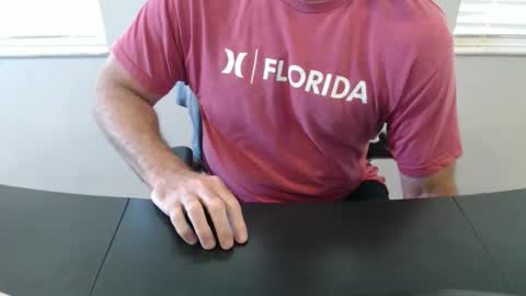 USAUSA online show from April 15, 7:58 pm