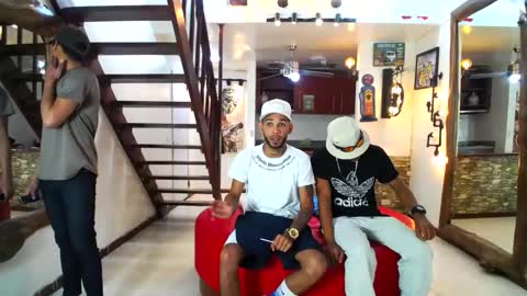 flyckers online show from January 6, 6:41 pm