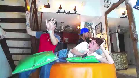 flyckers online show from September 19, 8:30 pm