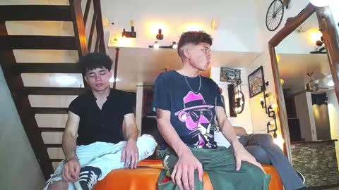 flyckers online show from September 12, 8:09 pm