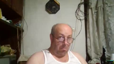 Snapshot of fm_group_nederland chatting on September 25, 12:26 pm VIP Magnolia online show from September 25, 12:26 pm