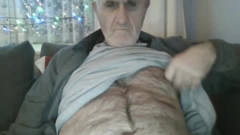 follador1001 online show from December 30, 6:05 pm