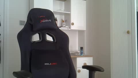 fortiori8 online show from April 17, 9:45 am