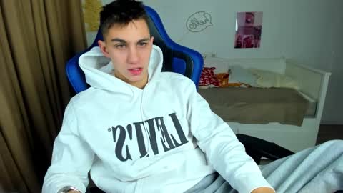 Frank online show from December 22, 5:04 am