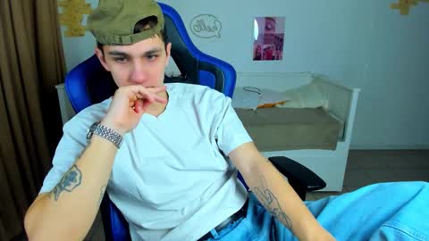 Frank online show from February 3, 6:22 am