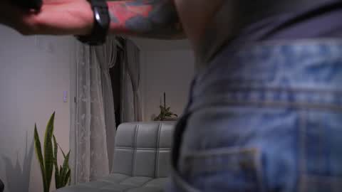 Frank Farrell. Hey remember to give me a thumbs up Ty online show from March 2, 5:30 am