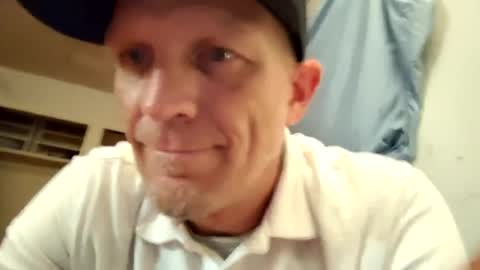 Famous Blue Eyes online show from June 24, 4:04 am
