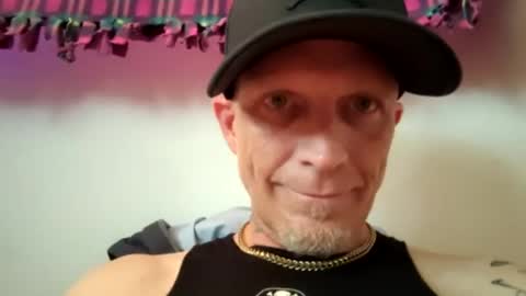 Famous Blue Eyes online show from July 2, 4:24 pm