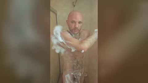 FrankieFuckMeXX online show from June 20, 6:35 pm