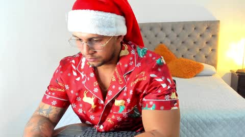 frank online show from December 24, 6:00 am