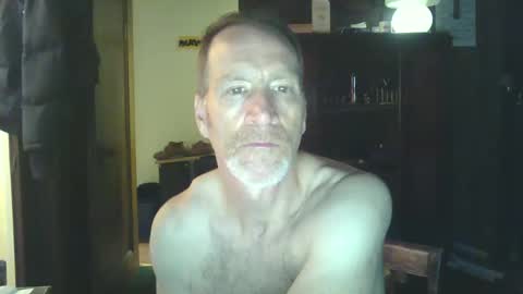 fred_spooner2 online show from November 17, 3:42 am