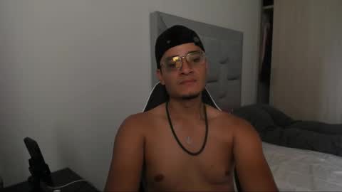 Frederic Sloan online show from March 2, 9:00 pm