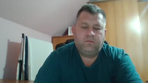 Snapshot of freeboy80180 chatting on December 14, 6:46 am freeboy80180 online show from December 14, 6:46 am