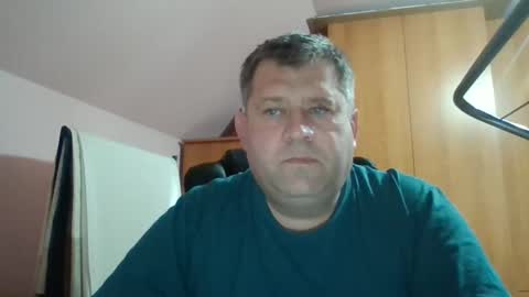 Snapshot of freeboy80180 chatting on December 11, 7:10 am freeboy80180 online show from December 11, 7:10 am