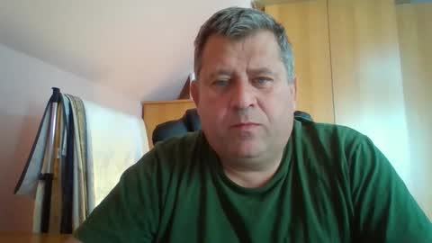 Snapshot of freeboy80180 chatting on September 18, 2:41 pm freeboy80180 online show from September 18, 2:41 pm