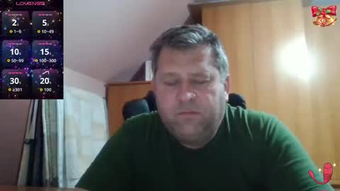 freeboy80180 online show from December 18, 7:54 pm