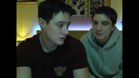 French Horny Bibs online show from January 15, 9:20 pm