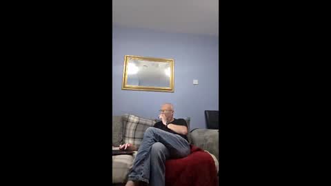 friendlydave528793 online show from December 21, 1:02 am