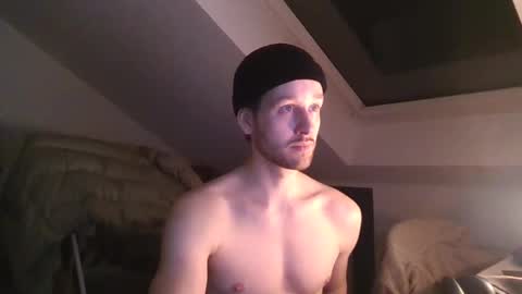 frozenyoga online show from December 16, 5:11 pm