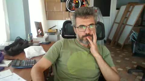 Bruchus online show from October 24, 10:28 am