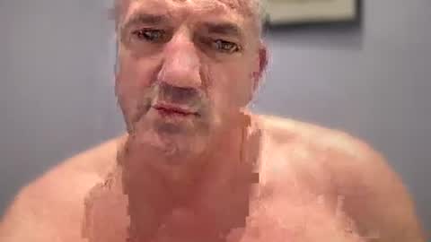 fullback_15 online show from April 13, 1:34 pm