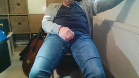 fullballs11 online show from October 23, 3:48 pm