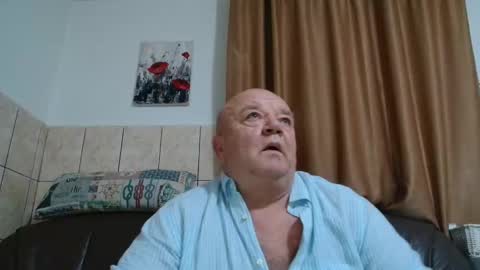 fullballs6 online show from December 6, 3:08 am