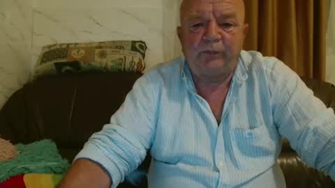 fullballs6 online show from November 5, 3:08 am