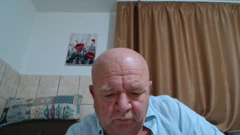 fullballs6 online show from December 14, 2:01 am