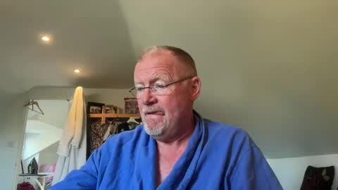 funtime88888 online show from October 24, 9:44 am