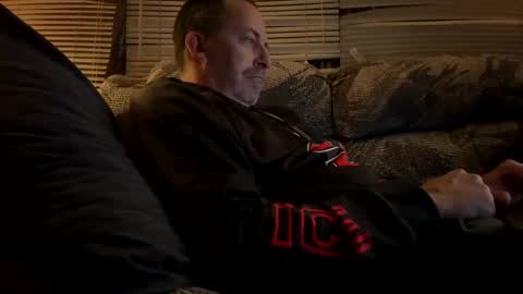 Futuro Marido online show from December 17, 6:56 am