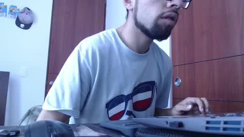 andrew online show from February 22, 3:43 pm