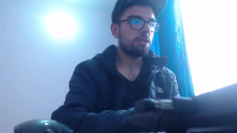 andrew online show from February 7, 4:03 pm