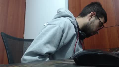 andrew online show from February 18, 4:26 am