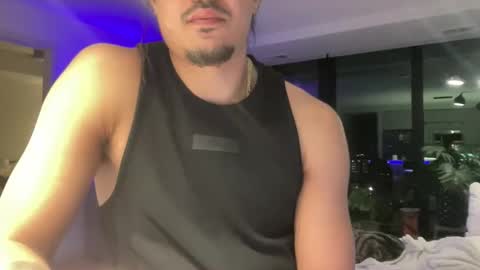 Snapshot of g00ndaddy chatting on October 28, 1:52 am G00NDaddy online show from October 28, 1:52 am