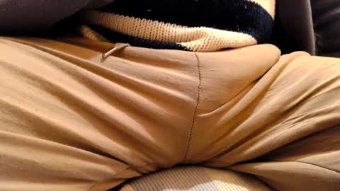Snapshot of gae89tano chatting on March 7, 10:13 am gae89tano online show from March 7, 10:13 am
