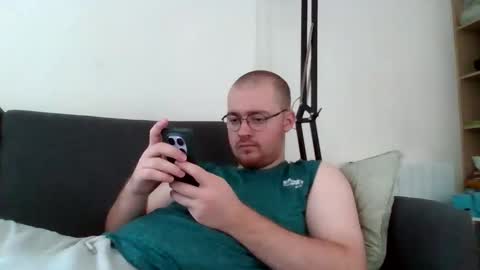 FrenchBoyxb24 online show from September 20, 10:59 am