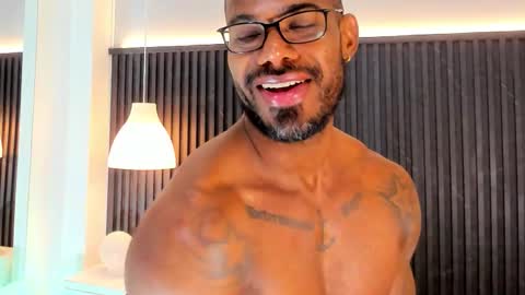 Alejo  online show from December 17, 8:15 pm