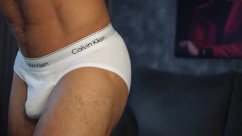 Garret online show from March 8, 3:54 am