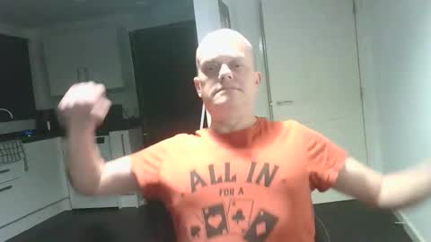 gary1862uk online show from October 16, 10:51 pm