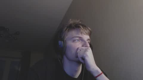 gasturfahe online show from December 18, 12:32 am