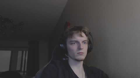 gasturfahe online show from December 19, 8:13 pm