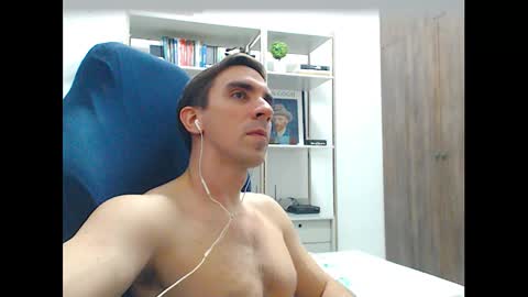 gatosarado23 online show from December 5, 5:36 am