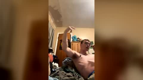 gay_333 online show from July 2, 1:37 am
