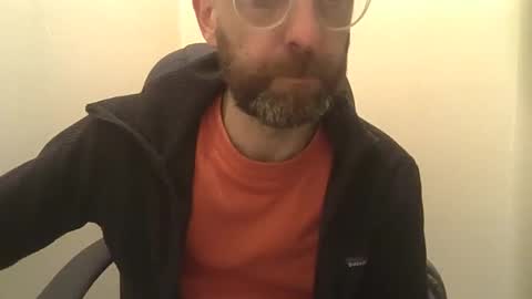 Snapshot of geon2xx chatting on February 6, 12:33 am Geon online show from February 6, 12:33 am