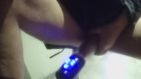 geranimo431374 online show from October 22, 3:32 am